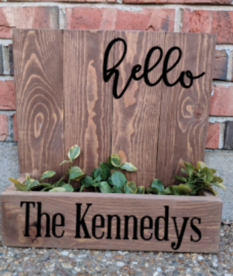 14x14 Planter Box - Hello with family name